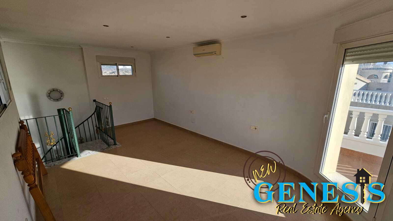 ACCESO INTERIOR BALCON